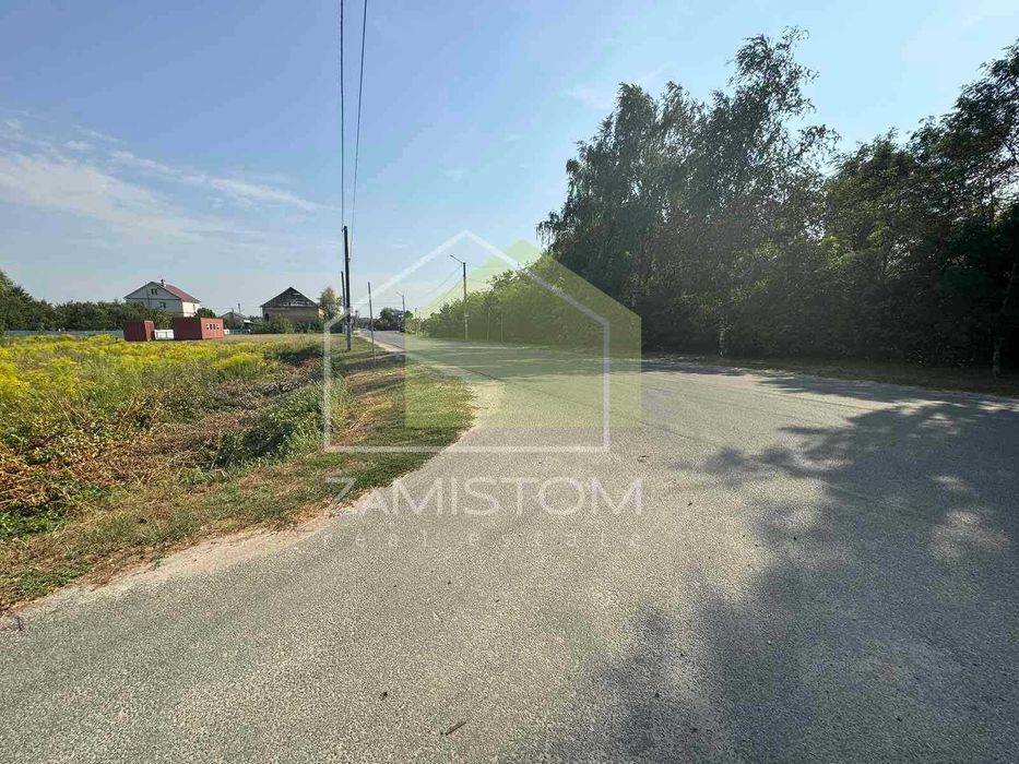 ‼️‼️№1025.Продам будинок  120 м2 , на 8 сотках землі  центрі села.
