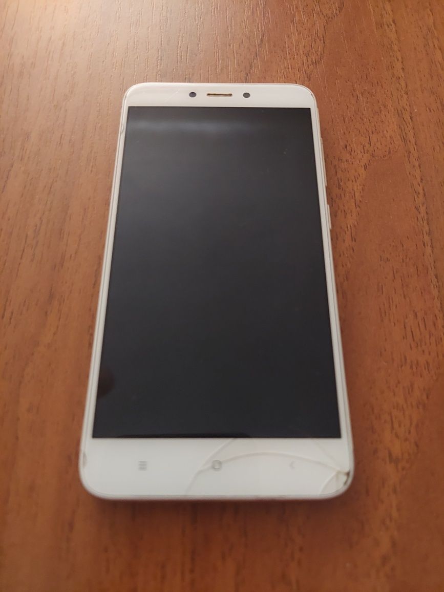 Смартфон Xiaomi Redmi 4x
