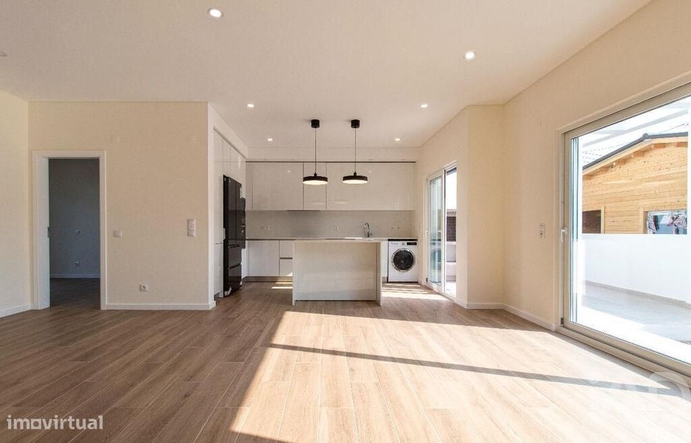 Casa / Villa T4 em Fernão Ferro de 150,00 m2