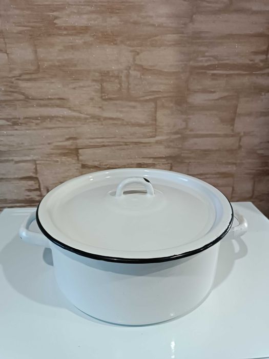 Кастрюля 3,5 литра.