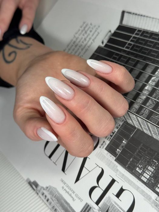 Manicure przedłużanie paznokci pedicure