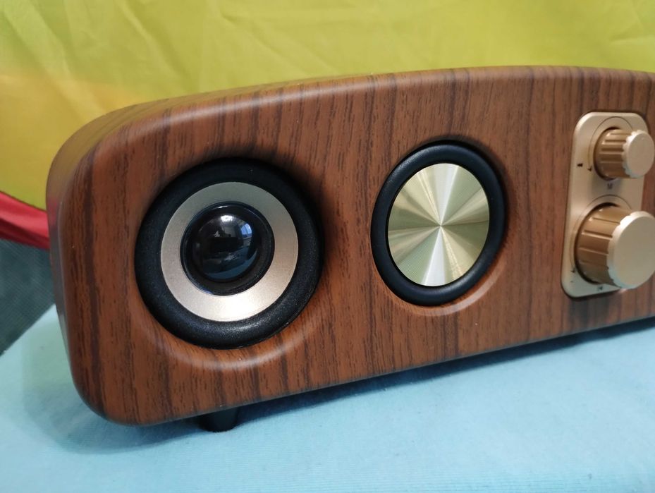 Блютуз колонка ( USB / AUX / SD-карта ) Аккумулятор и от 220В Саундбар