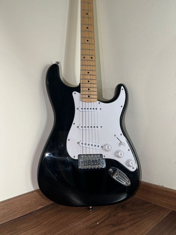 Squier Sonic Strat Black