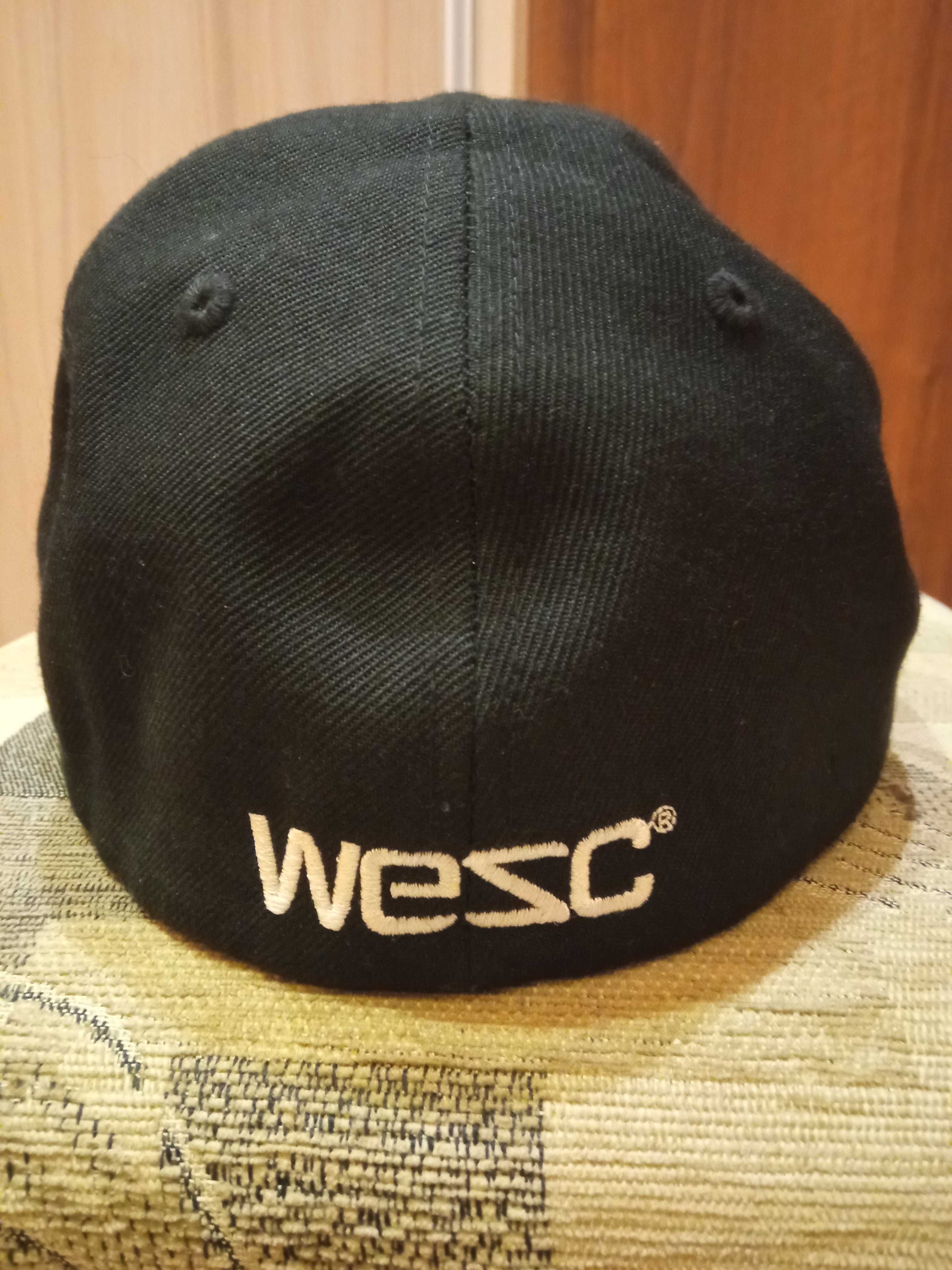 Nowa męska czapka z daszkiem WESC