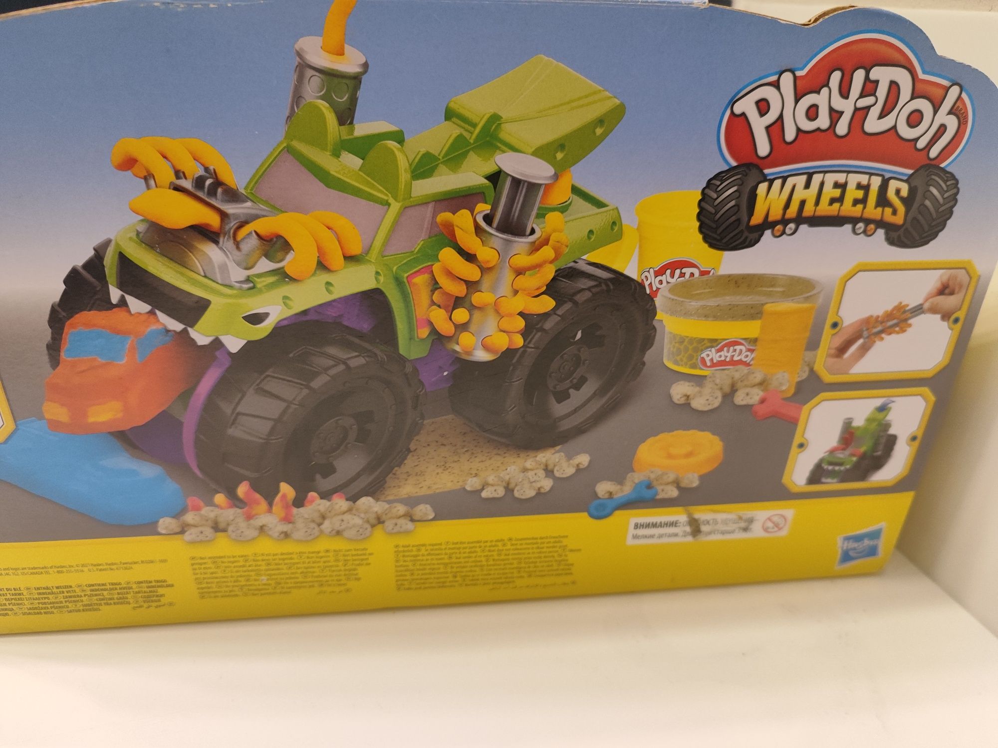Ciastolina Play-Doh Wheels Monster Truck