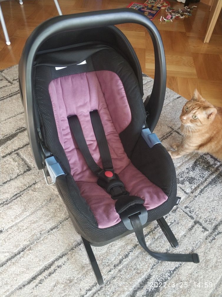 Fotelik samochodowy z bazą isofix RECARO Privia do 13kg