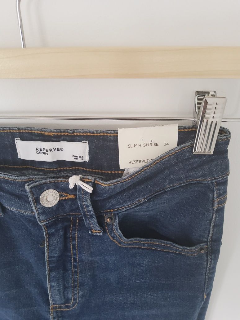 Nowe spodnie Jeansy r.34 Reserved