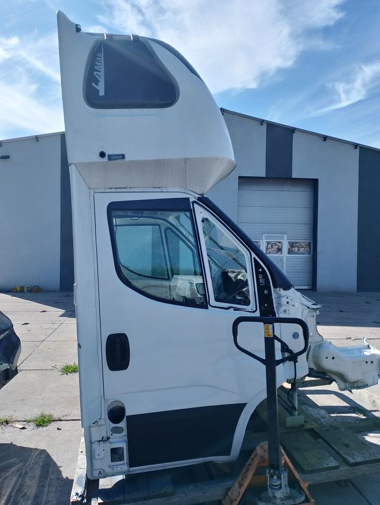 Iveco Daily 14- Kabina karoseria Kurnik