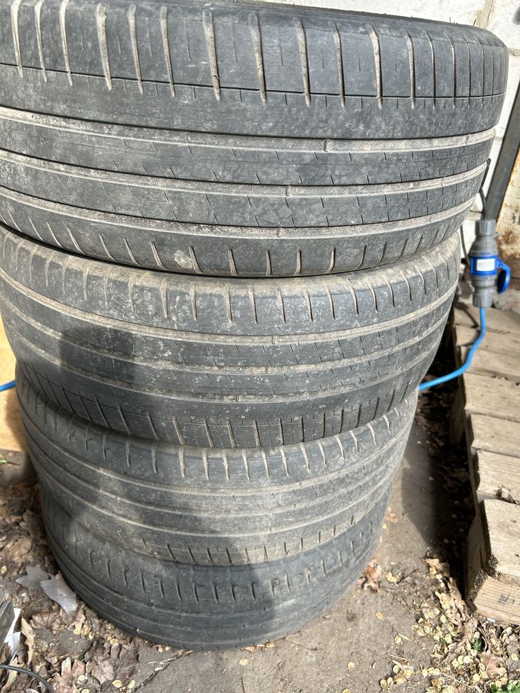 Резина Michelin pilot 3 215 45 18 летние шины