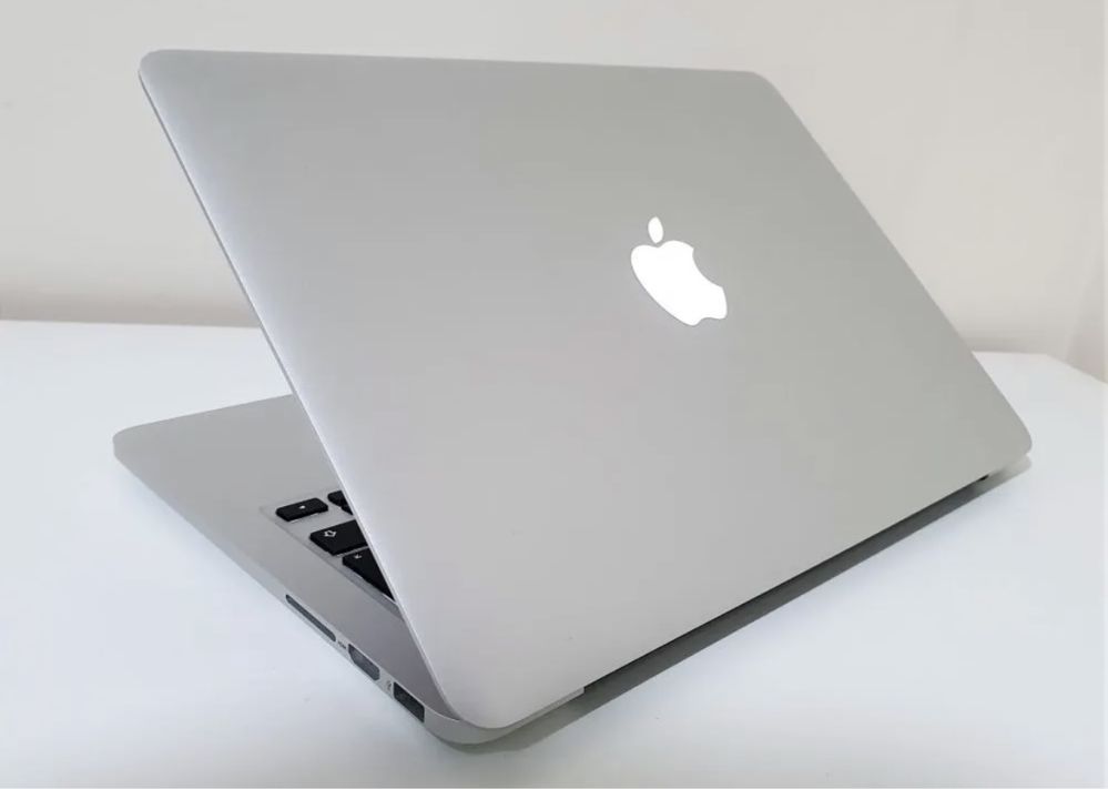 Portátil MacBook Pro retina 13”