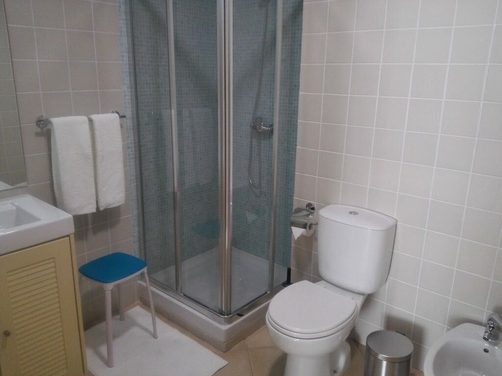 Apartamento T2 piscina aquecida, ar condicionado e Internet