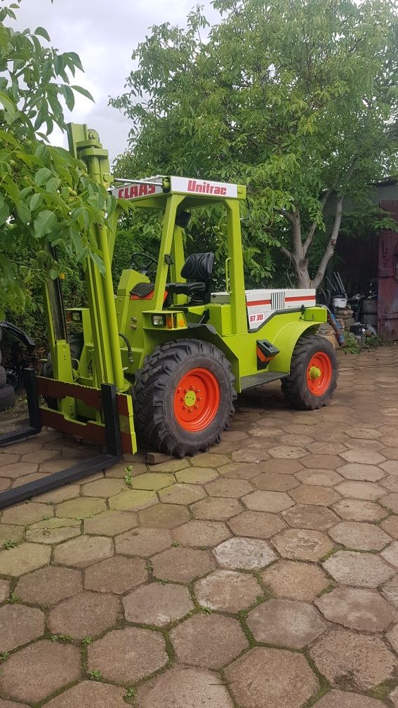 Wózek widłowy terenowy claas st30