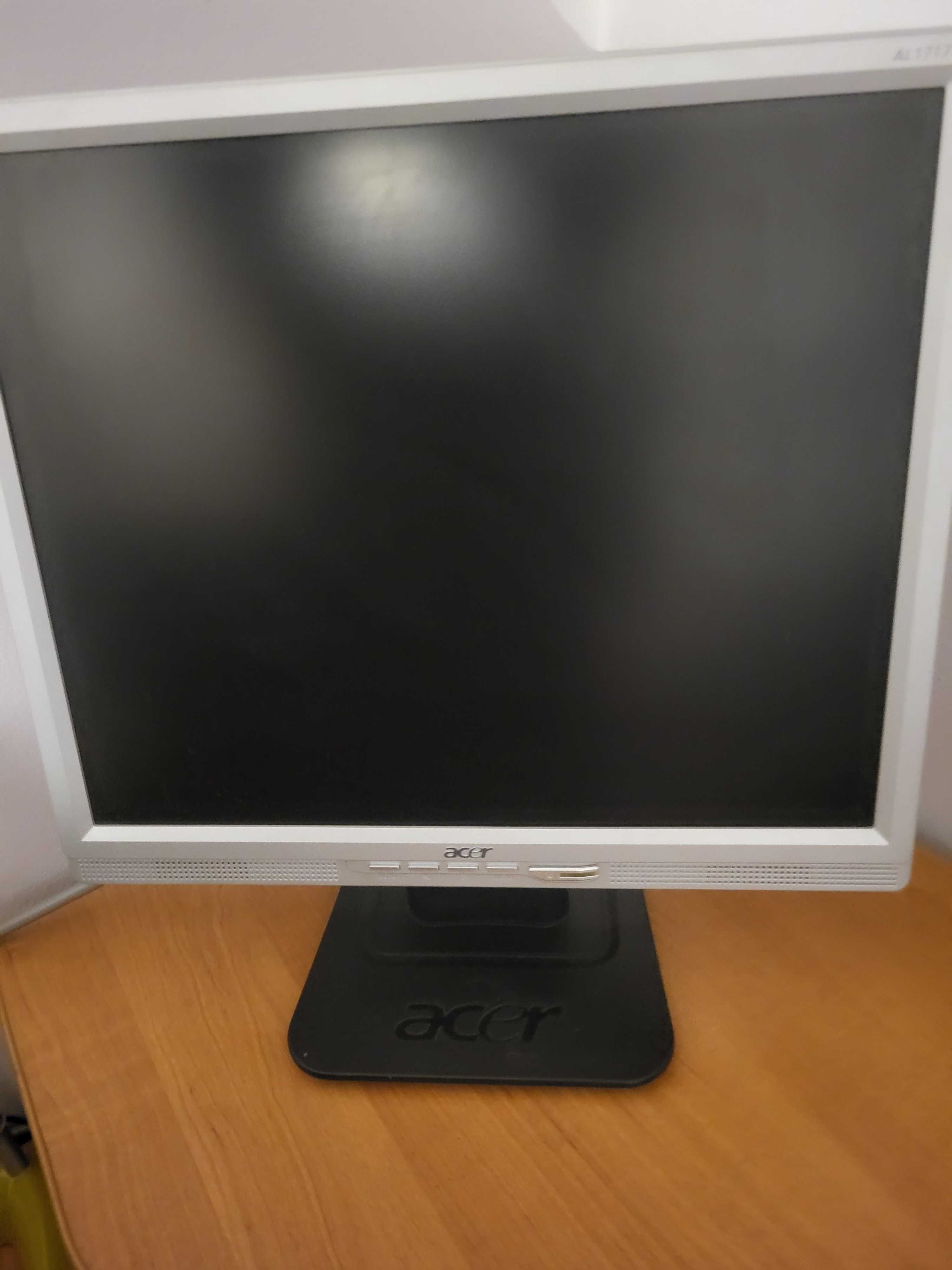 Monitor Acer 17 cali