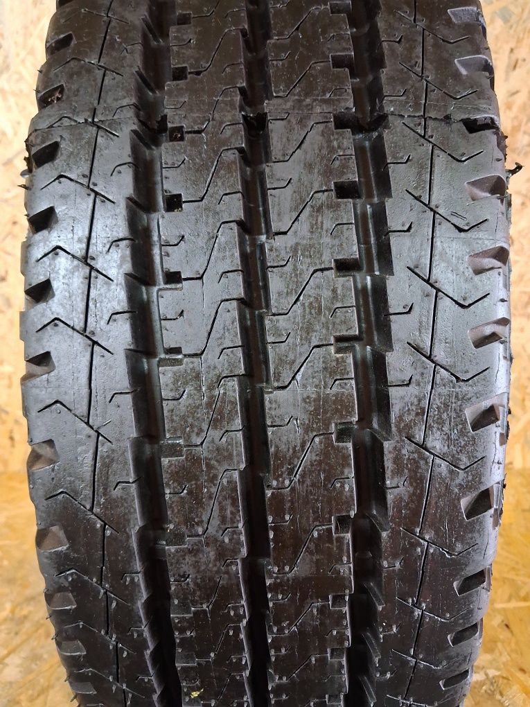 Opony wzmacniane 225 65 R16C