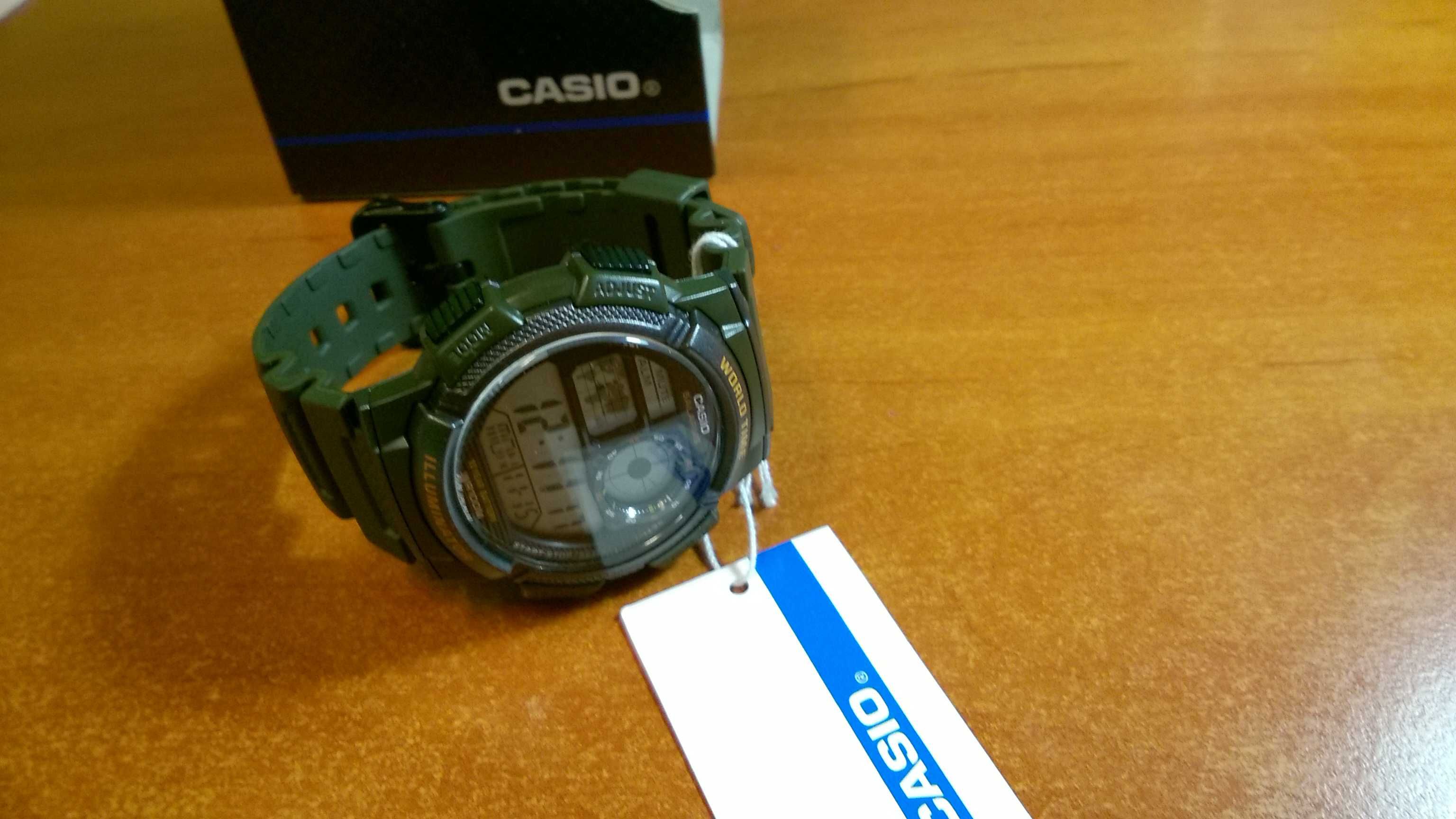 Nowy męski zegarek CASIO