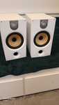 Kolumny Bowers & Wilkins 685 s2
