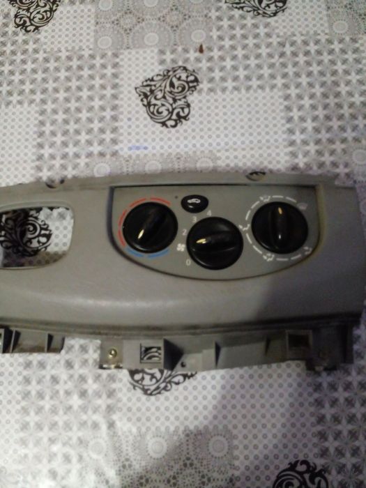 Продам блок управления печкой без кондера! Трафик, виваро, примастар!