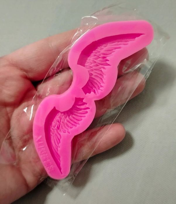 Forma silikonowa skrzydła