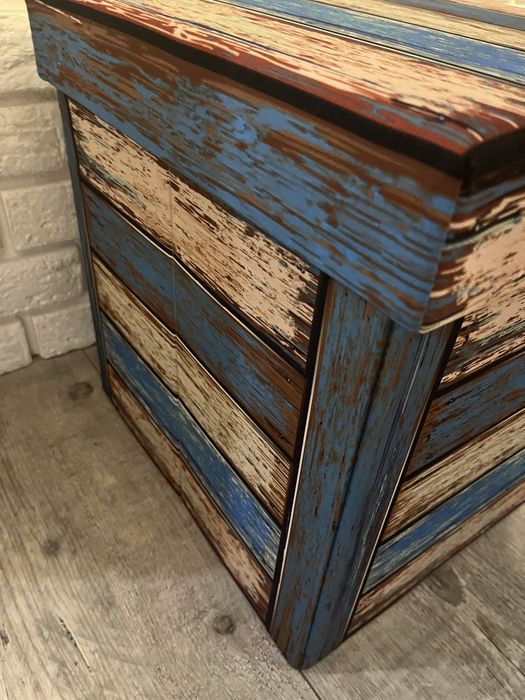 Rekaxdays taboret z miejscem do przechowywania