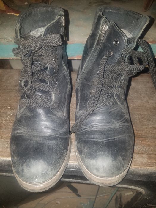 Черевики для хлопця р.37