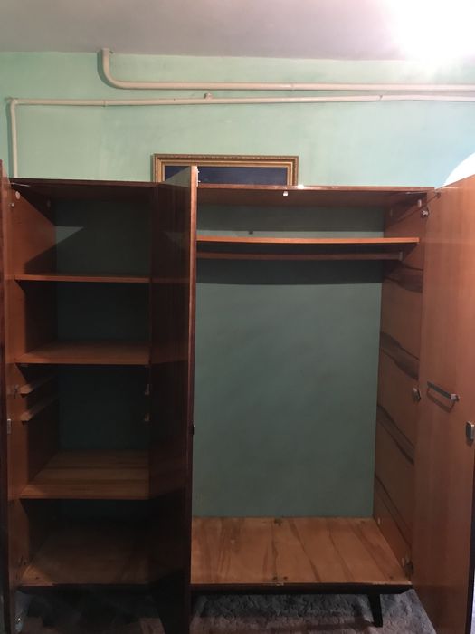 Продаю шафу всі питання по тел