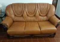 sofá-cama em pele estilo clássico
