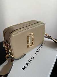 Новенька сумка від Marc Jacobs logo (cream) жіноча через плече