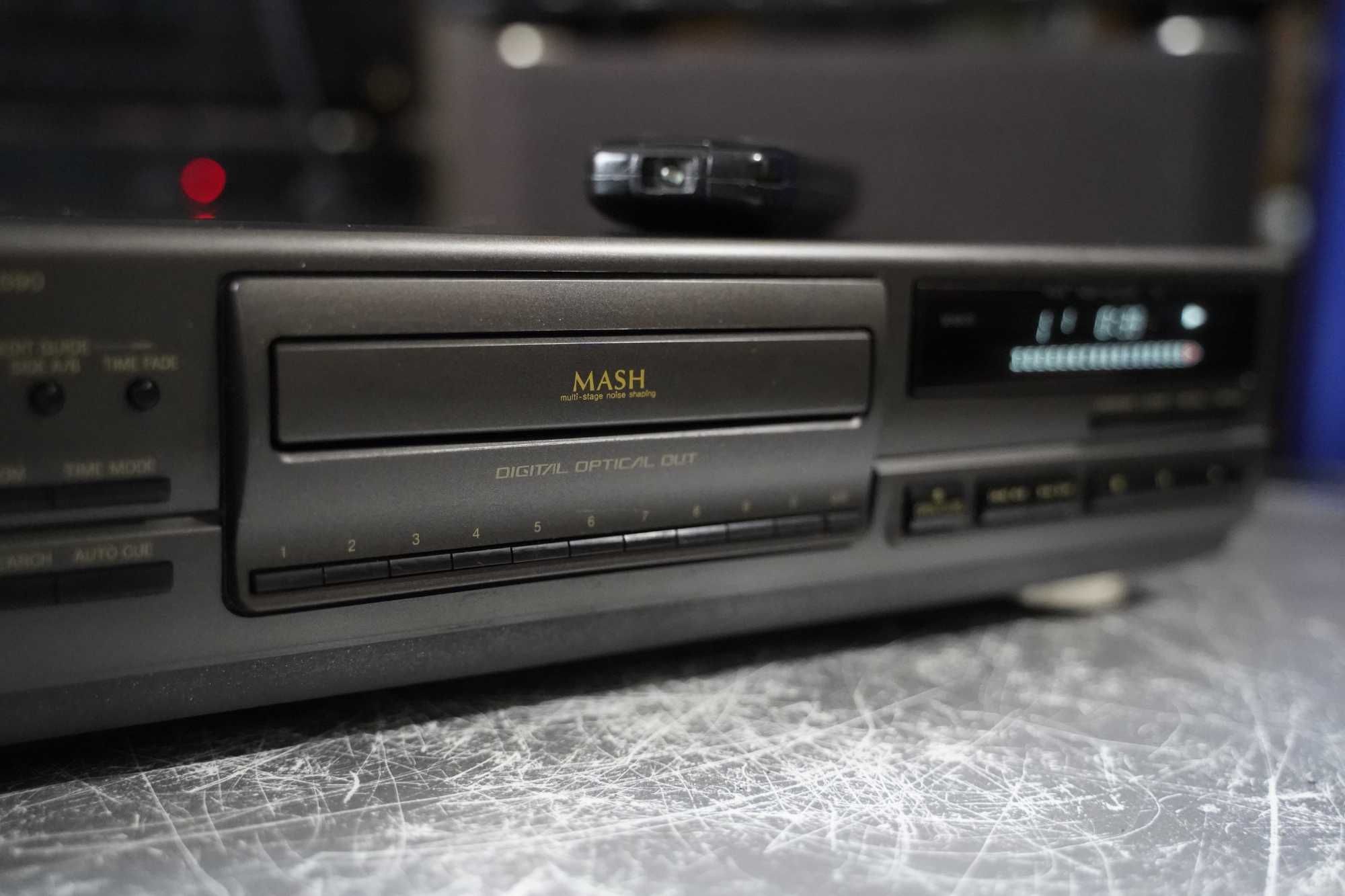Odtwarzacz CD TECHNICS SLPG 590A-optical-pilot oryg.