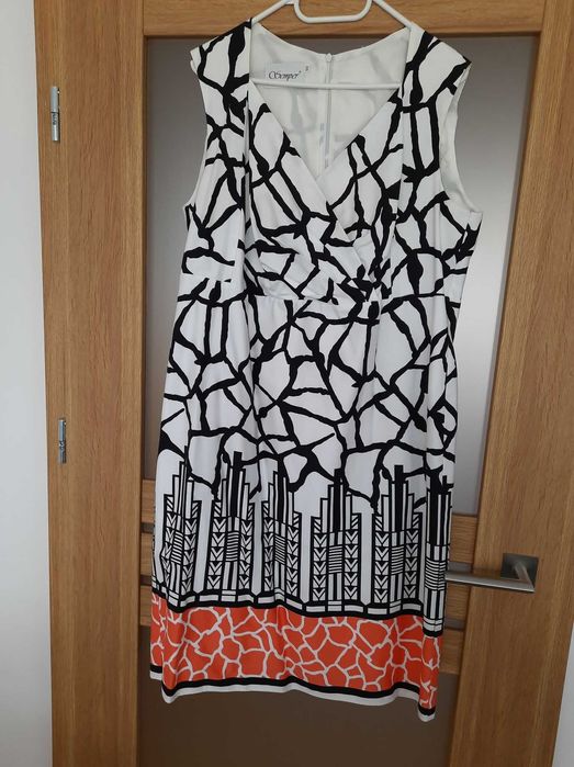 Sukienka na poszewce rozm.50