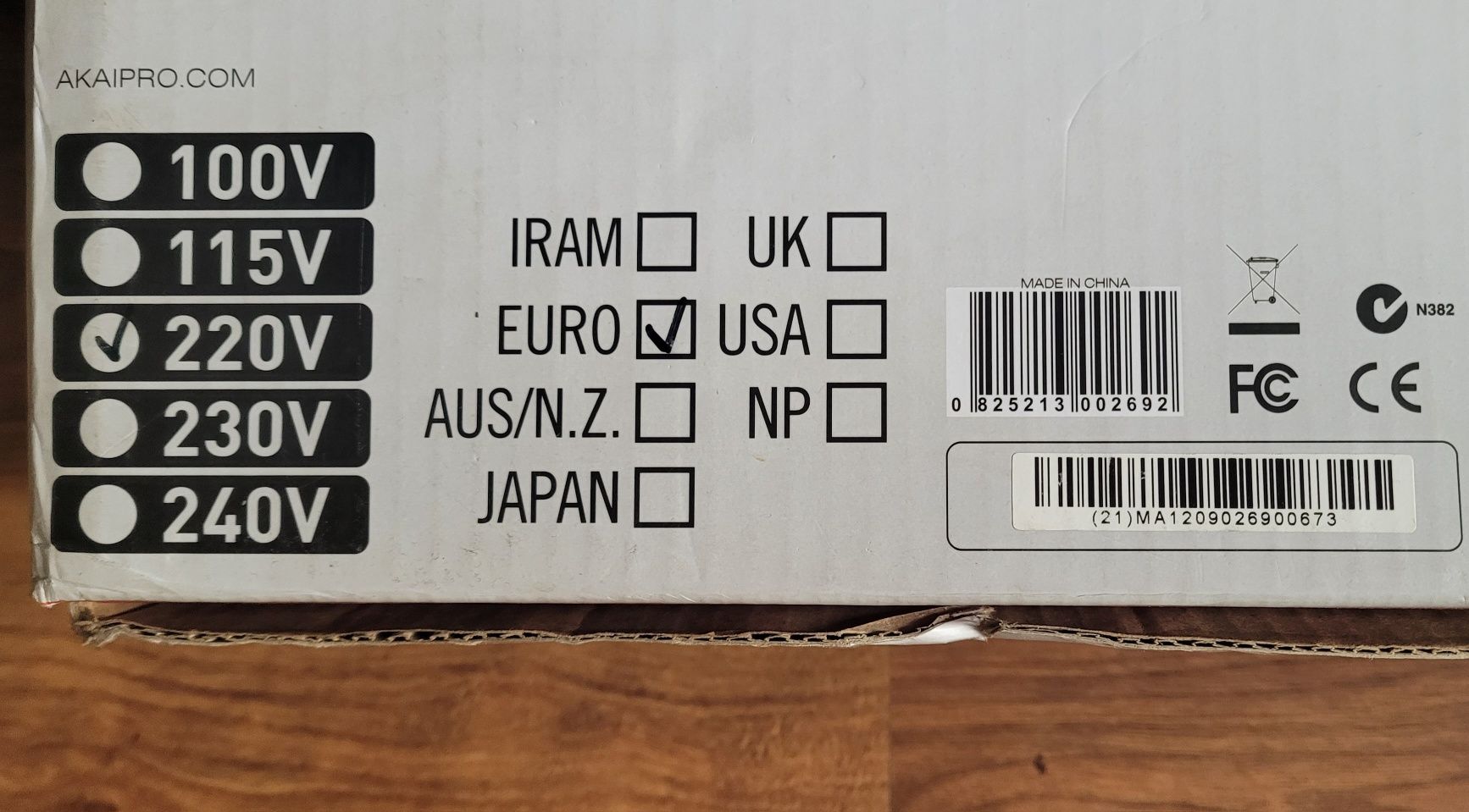 Akai max49 profesional klawiatura sterujaca midi jak nowa karton
