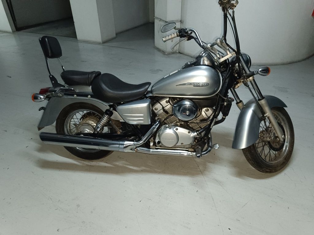 HONDA SHADOW 125 excelente estado