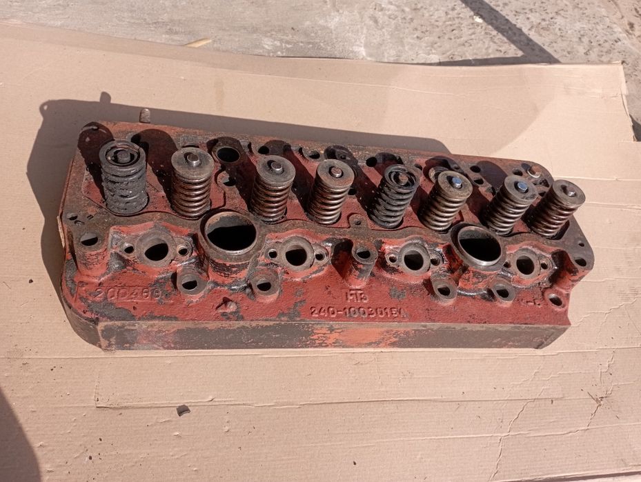 Головка мтз 82 .