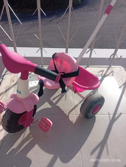 Triciclo rosa feber