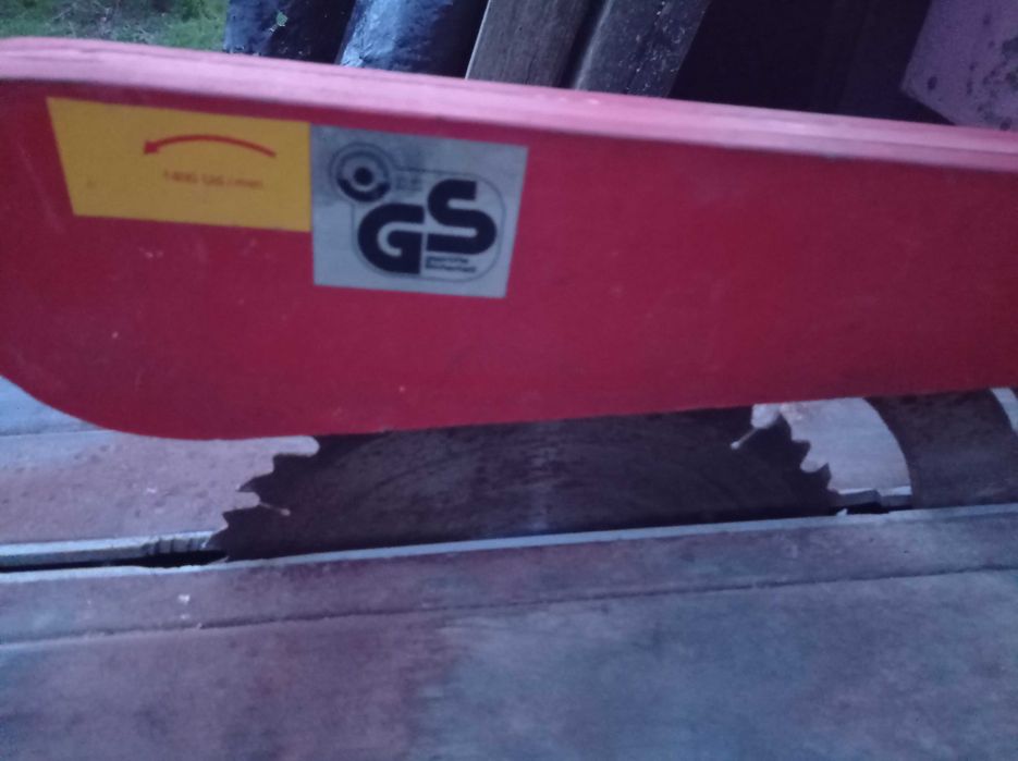 Piła tarczowa stołowa cyrkularka budowlana