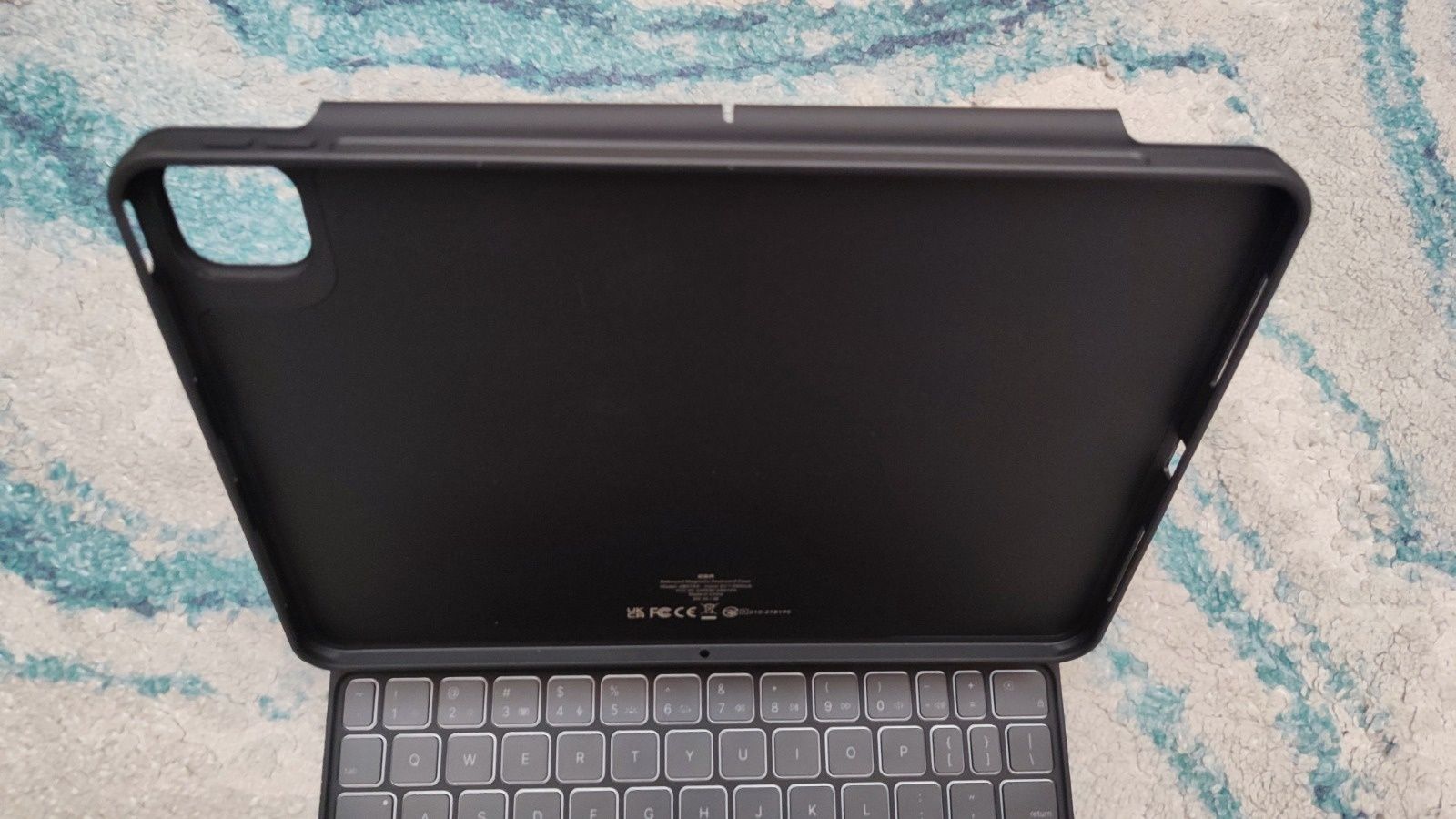 Teclado com iman e capa para Ipad Air/ Pro 11 polegadas