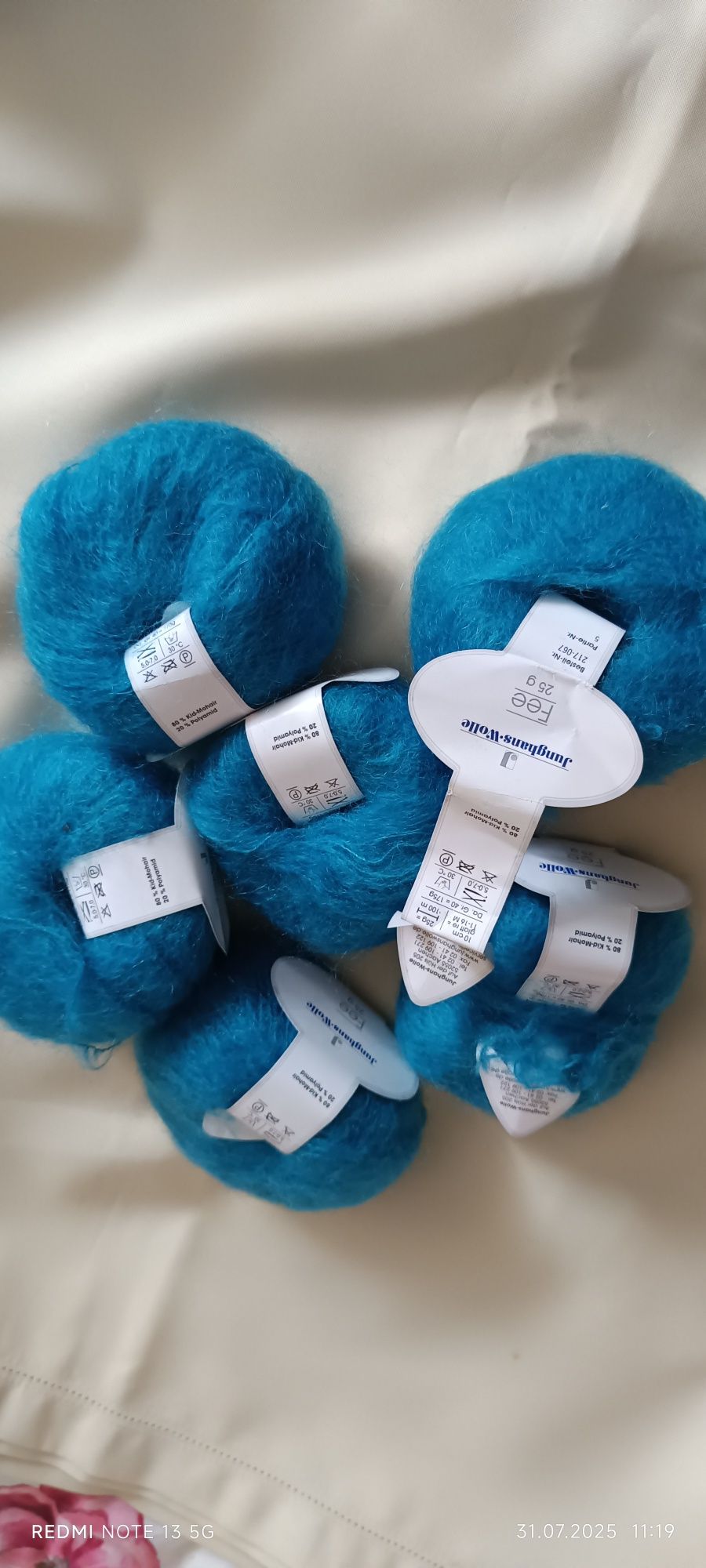 Włóczka  80% Kid Mohair + 20% Polyamid, wełna