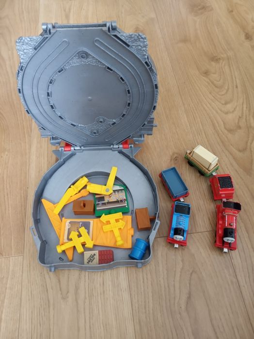 Tomek i przyjaciele walizka zestaw podróżny