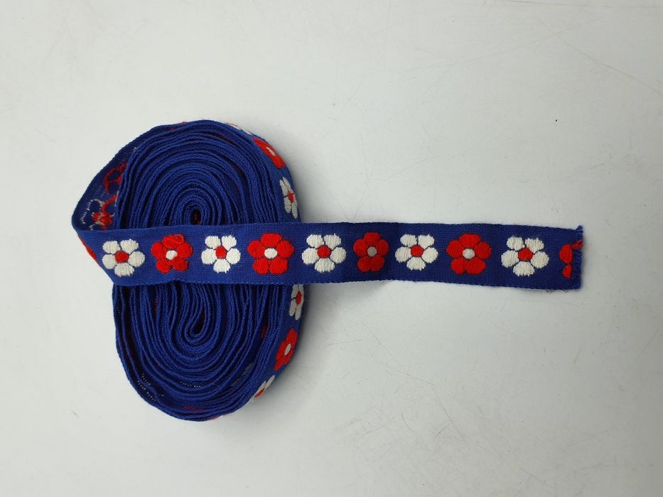 Tasiemka ozdobna kupon 3,90 m.x 2 cm.