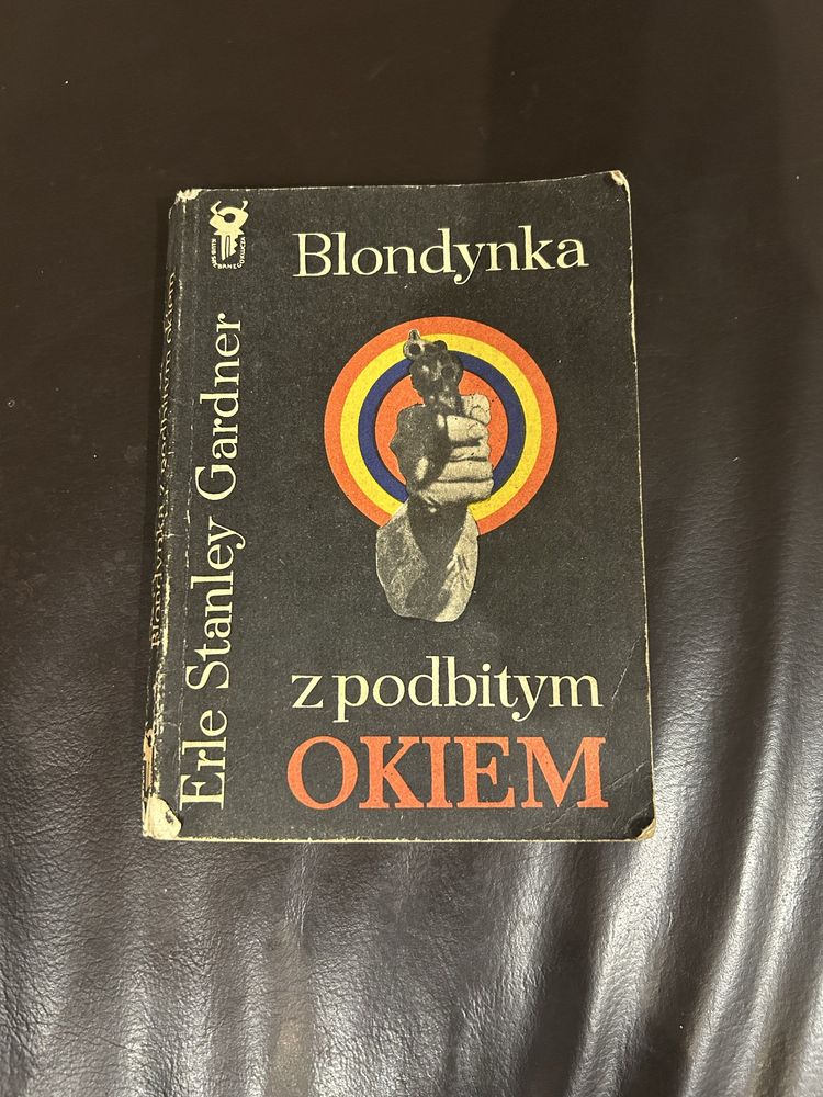 Blondynka z podbitym okiem - Erle Stanley Gardner