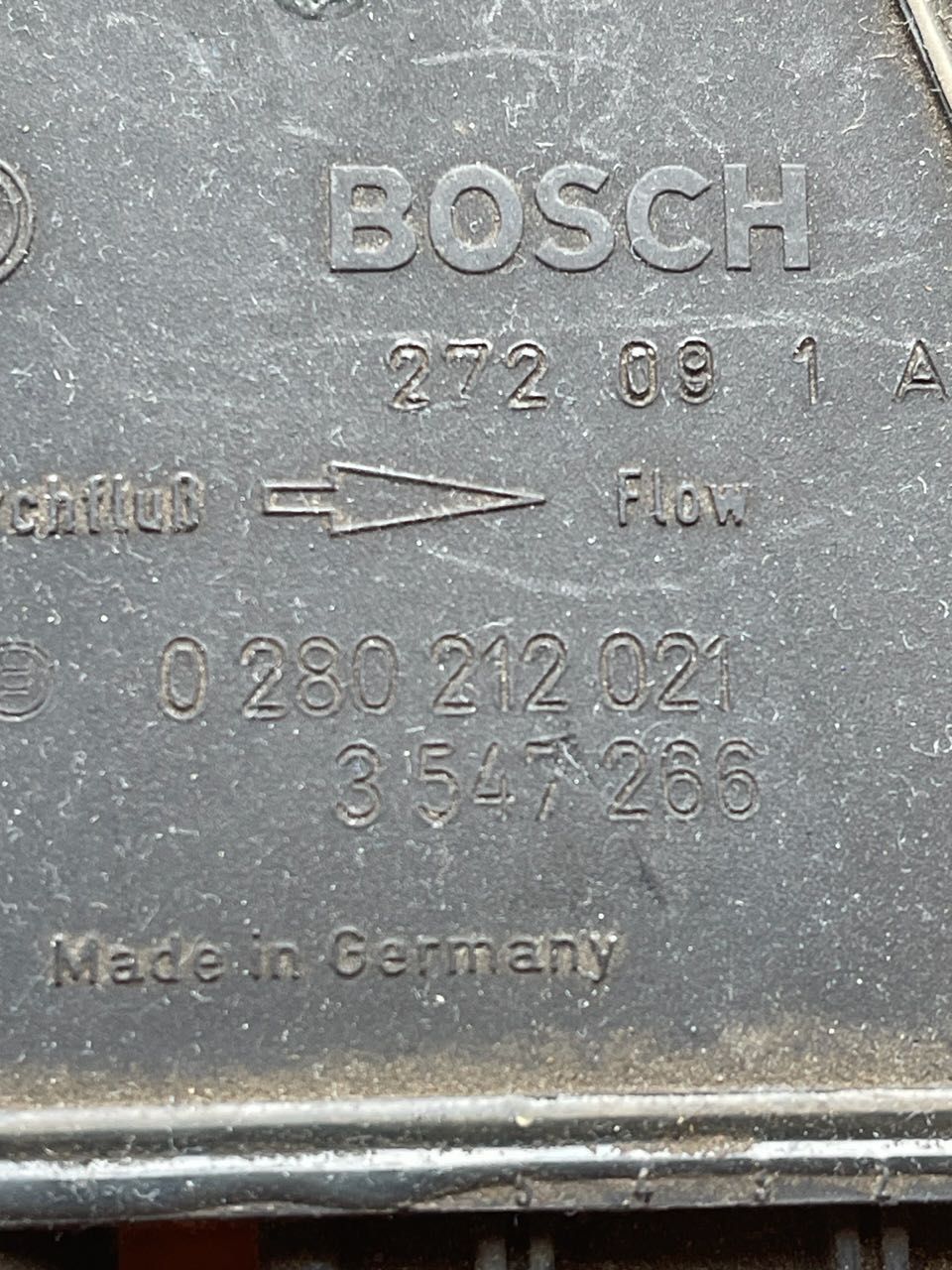 Volvo 200/400/700/900 przep. Powietrza Bosch 0280#212#021