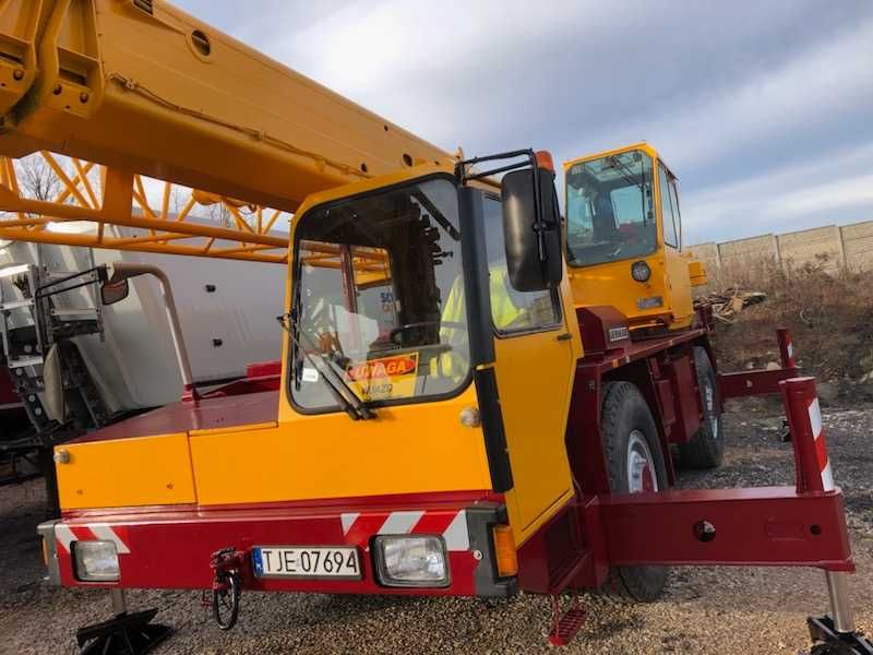 Dźwig Liebherr 1025