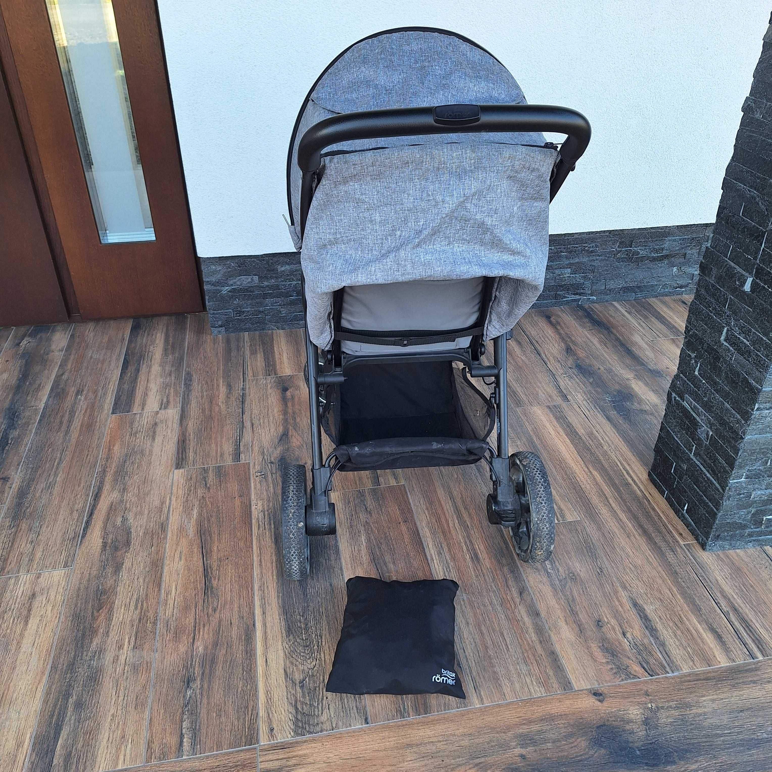 Spacerówka britax