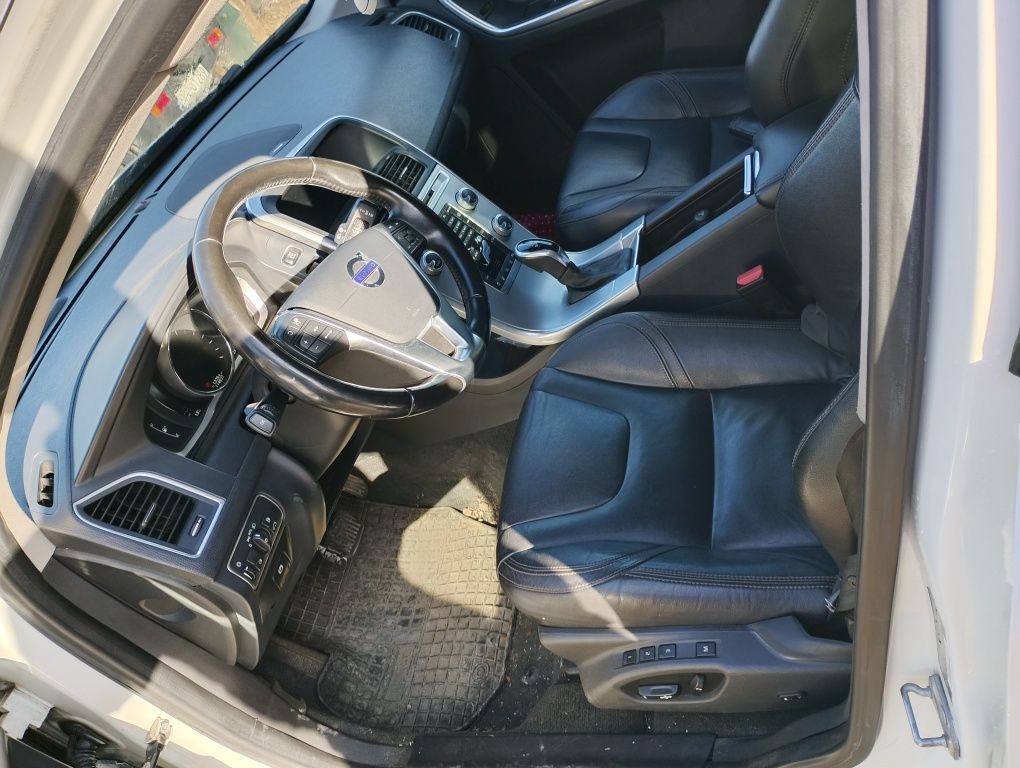 Volvo XC 60 T5 AWD