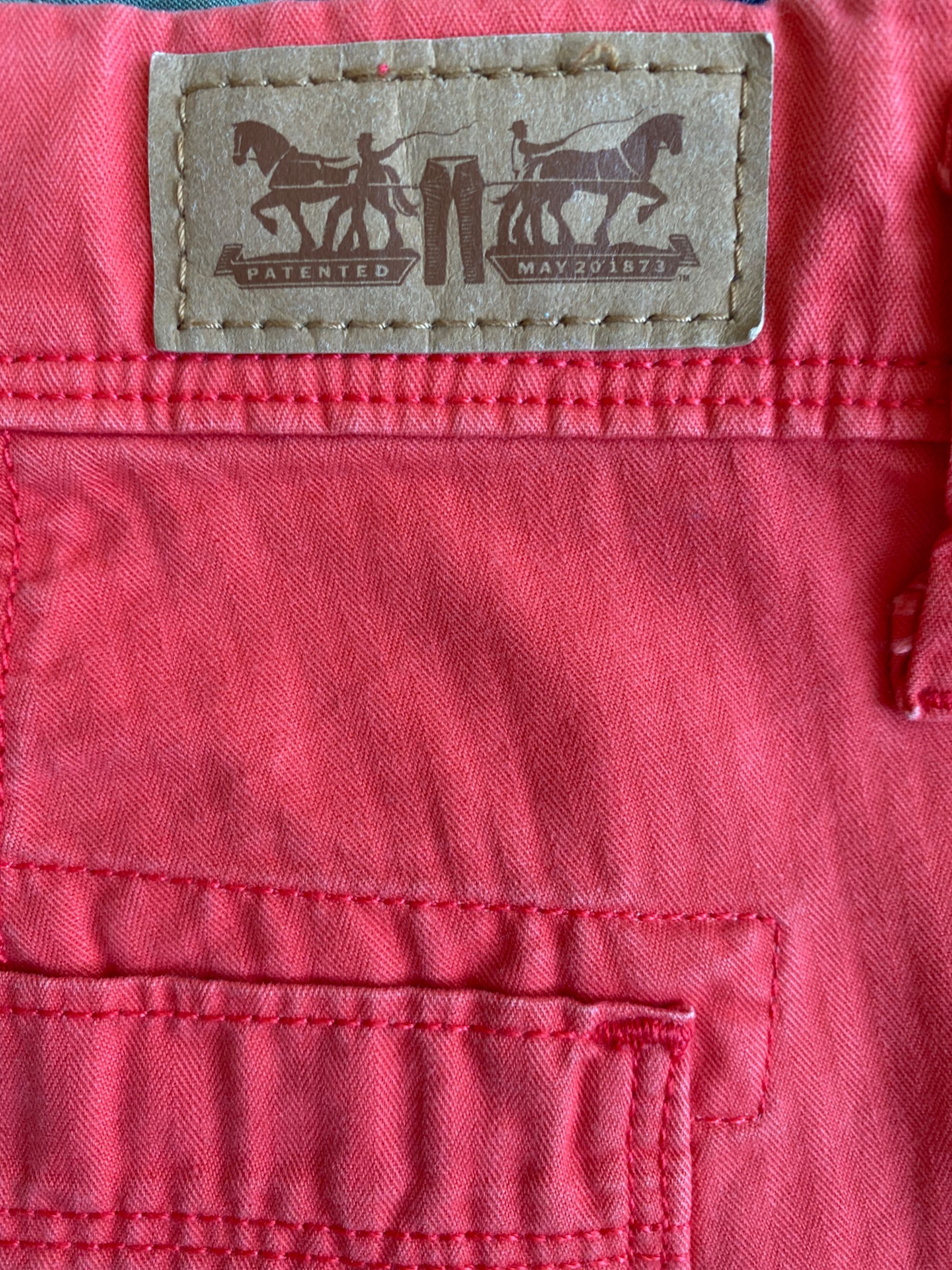 Pomidorowe szorty Levis, krótkie spodenki 00s y2k letnie vintage 90s