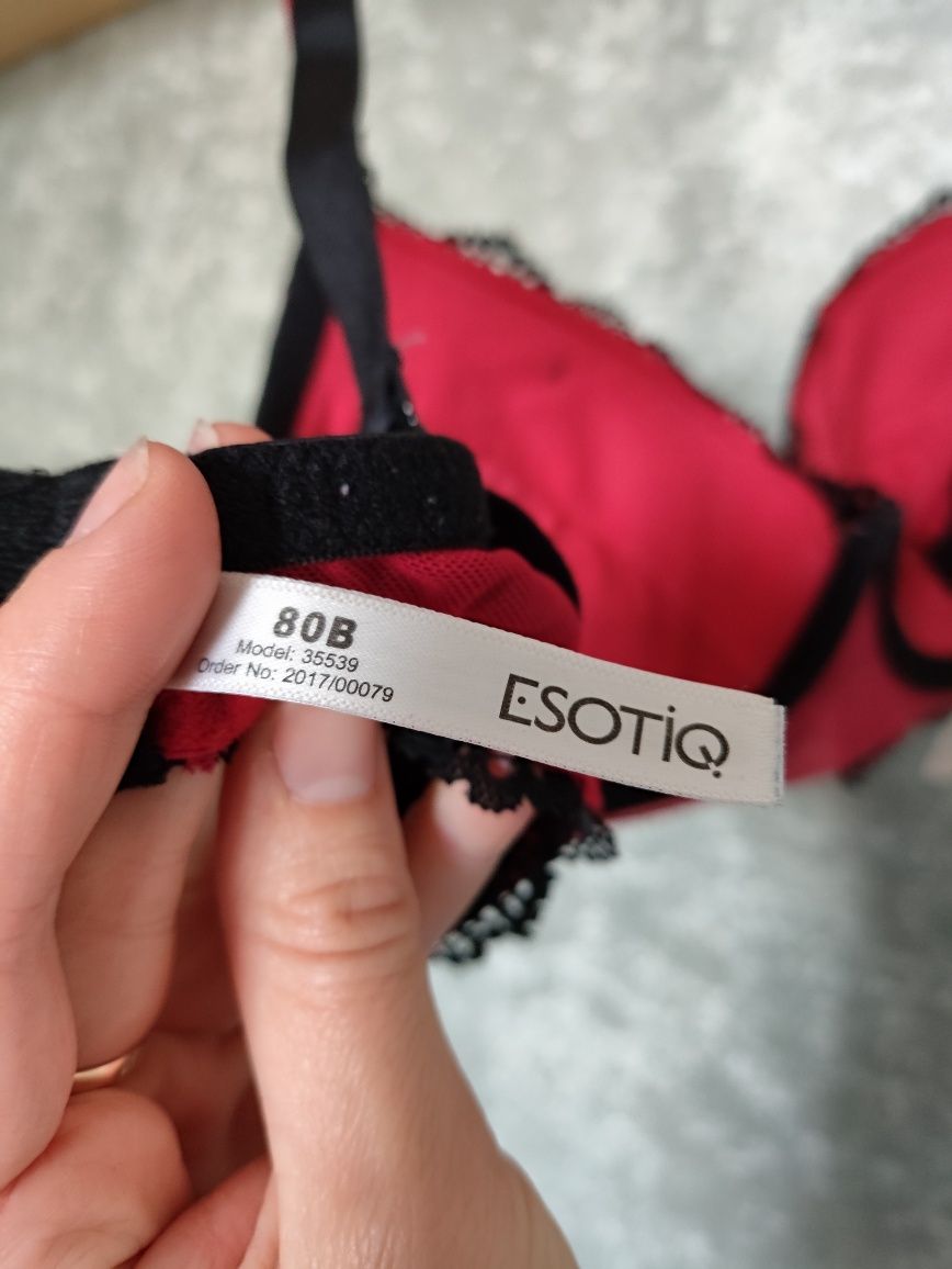 Biustonosz Esotiq 80 B