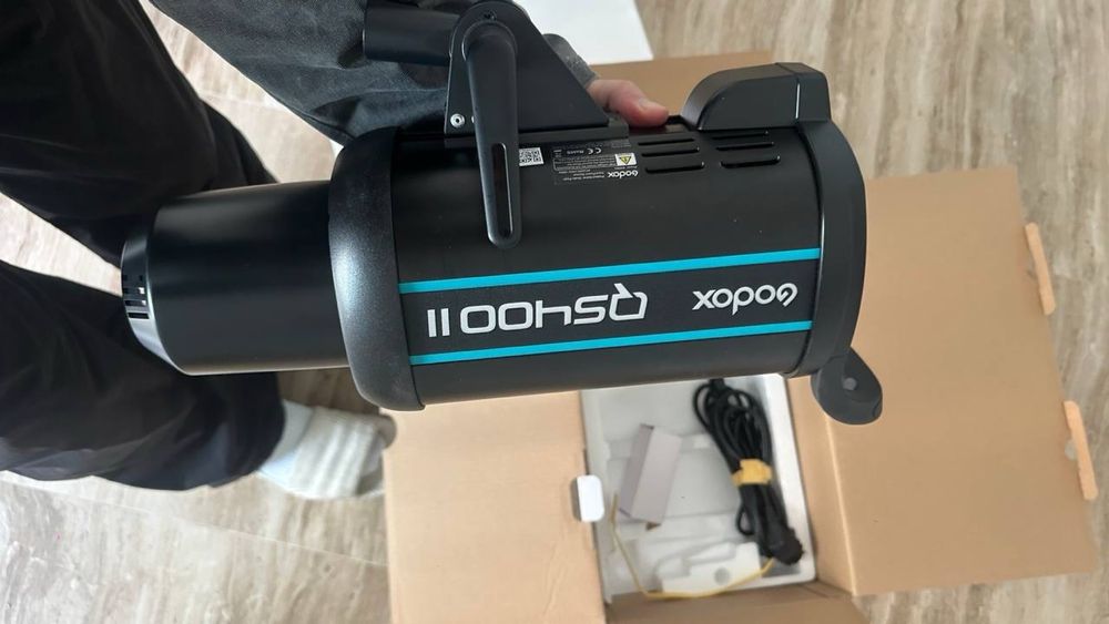 Студійний спалах Godox QS-400ll