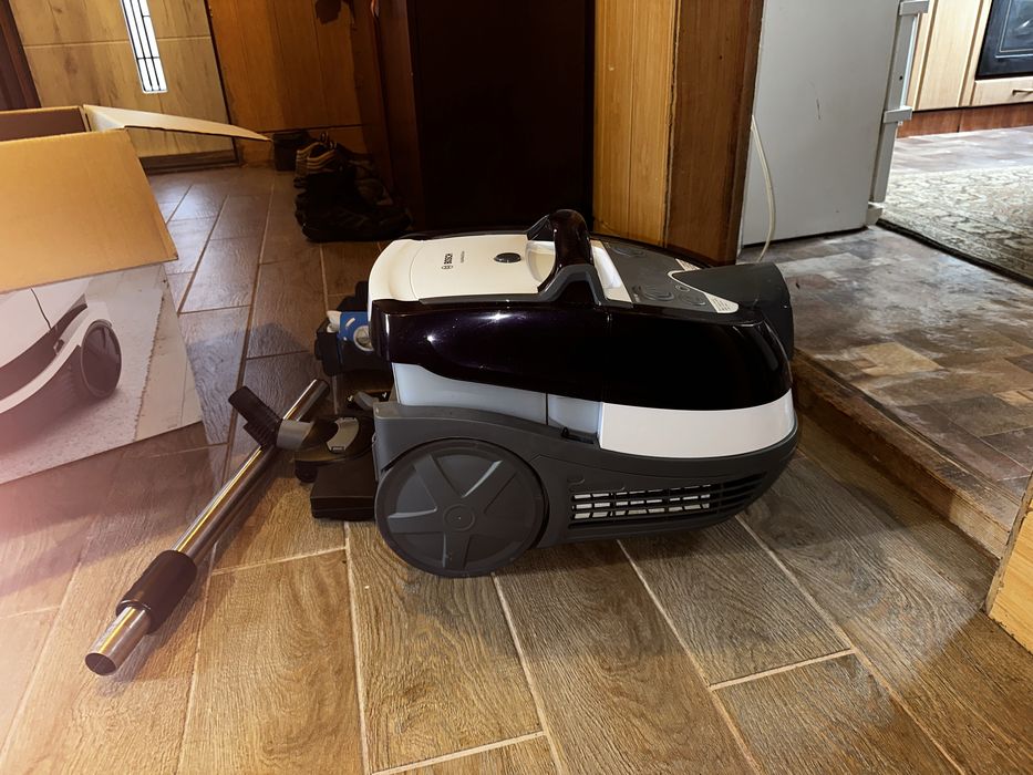 Миючий пилосос Bosch AquaWash Serie 4