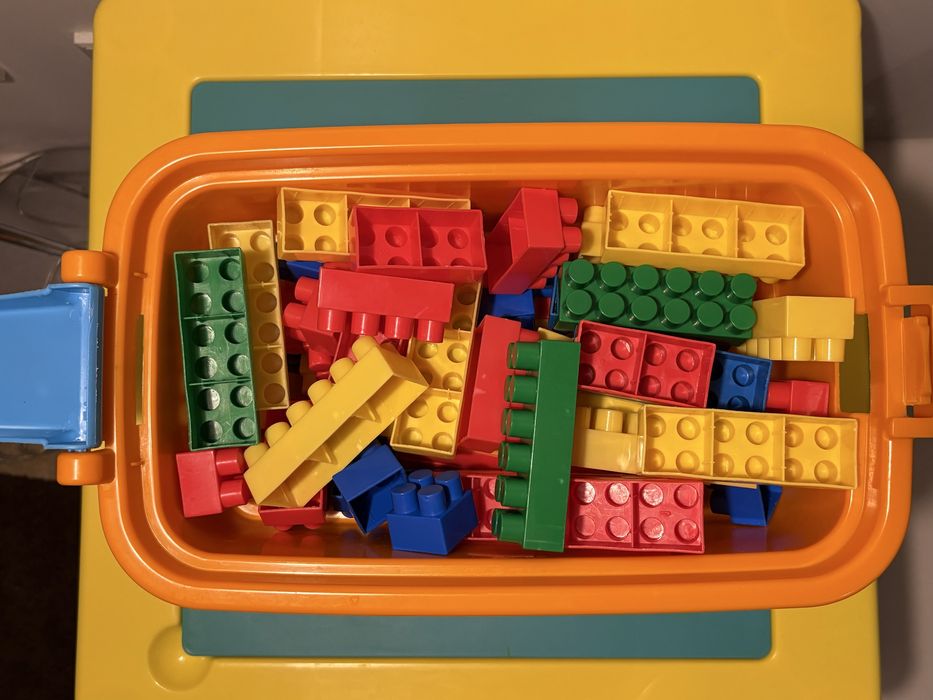 Carrinho de blocos de construção infantil