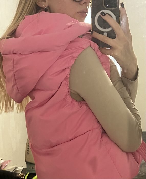 Жіноча рожева жилетка тепла