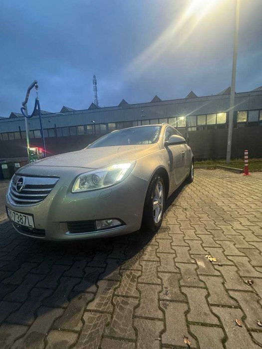 Opel insignia 2011